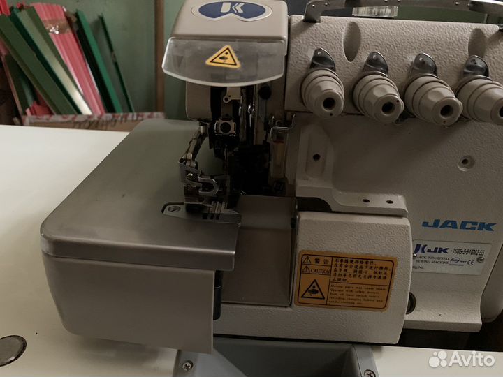 Оверлок jack