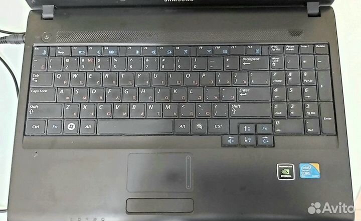 Ноутбук samsung NP-R519-JS02RU