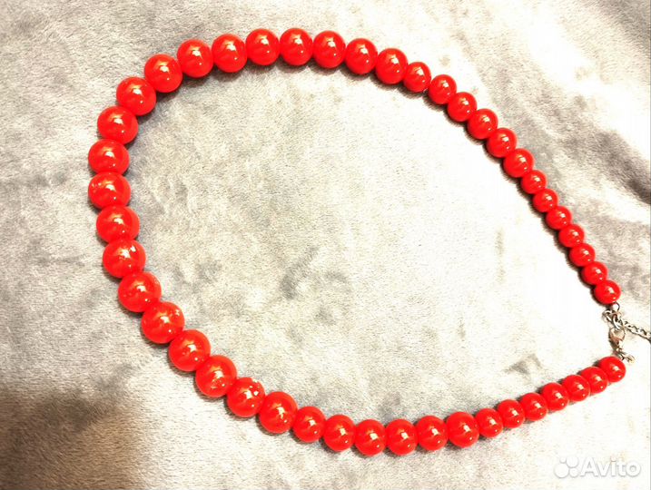 Бусы Цвет красный