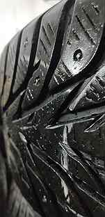 Yokohama Ice Guard Stud IG55 215/60 R16