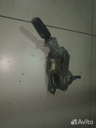 Opel Astra (H) lll Замок зажигания