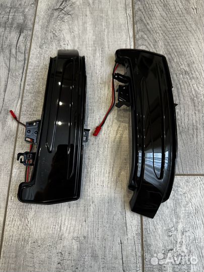 Динамические поворотники Mercedes w204/212/176