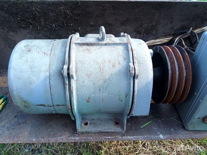 Продаю генератор синхронный есс5-62-42м101 15KVA