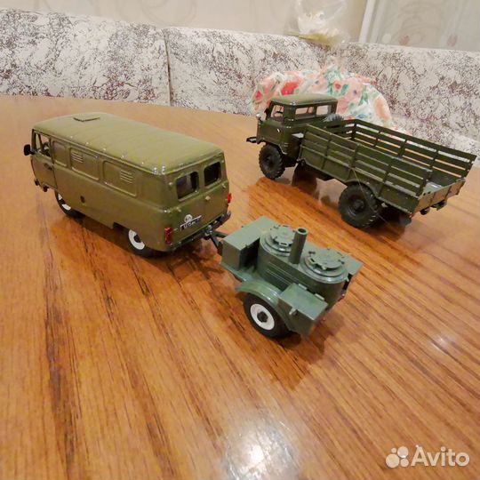 Машинки модельки СССР 1 43