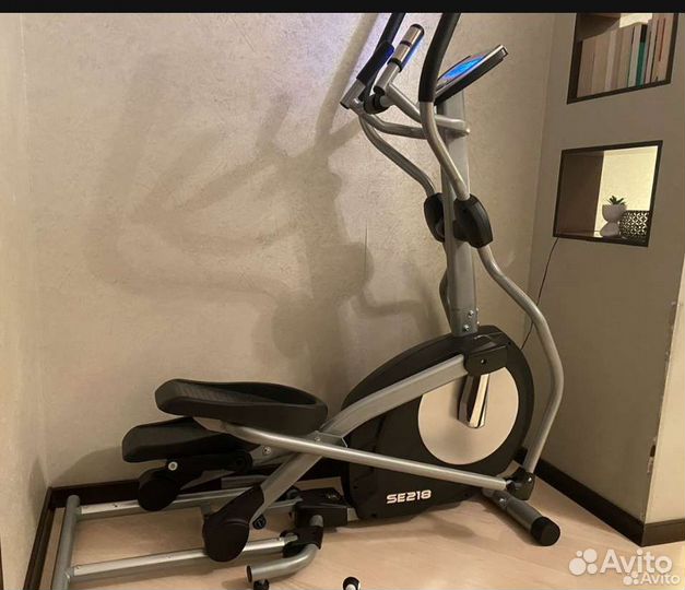 Эллиптический тренажер Spirit by Hasttings SE218