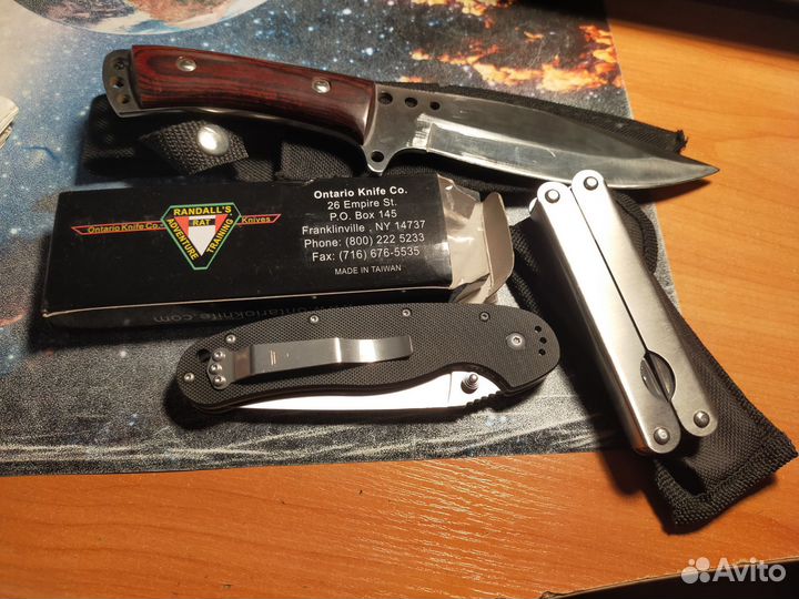 Два ножа и мультитул