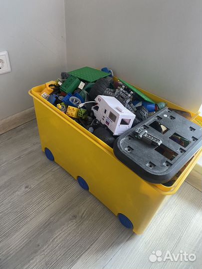 Lego коробка