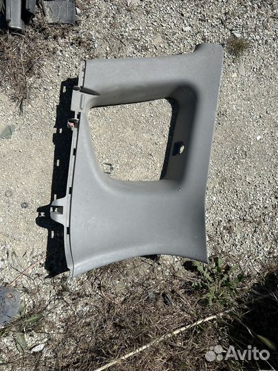 Накладка багажника правая верхняя honda fit gd