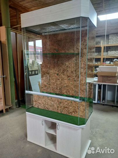 Террариум для игуан