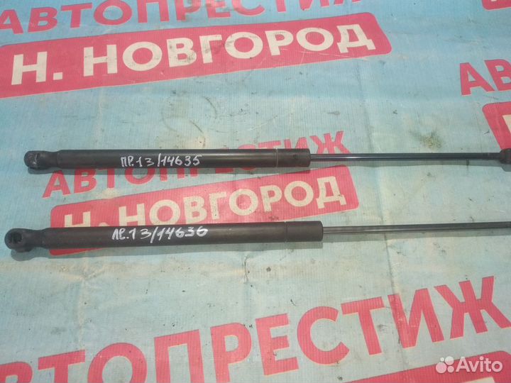 Амортизатор крышки багажника Форд Фокус 2