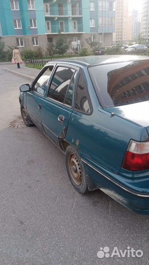 Daewoo Nexia 1.5 МТ, 2004, битый, 230 000 км