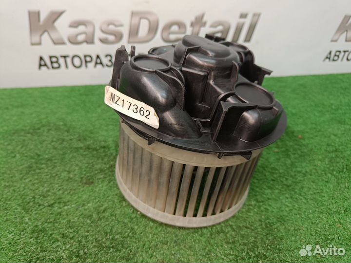 Моторчик печки Renault logan 1