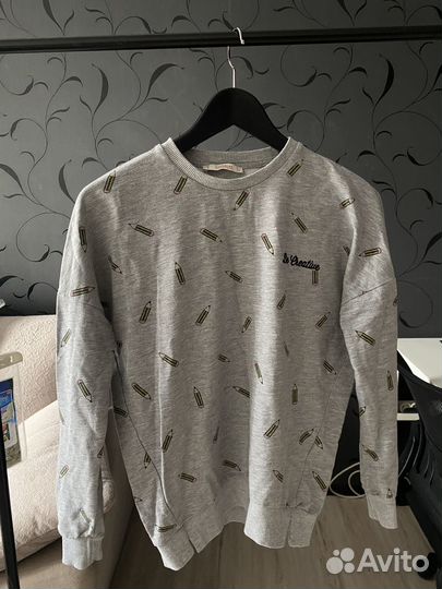 Pull and bear свитшот