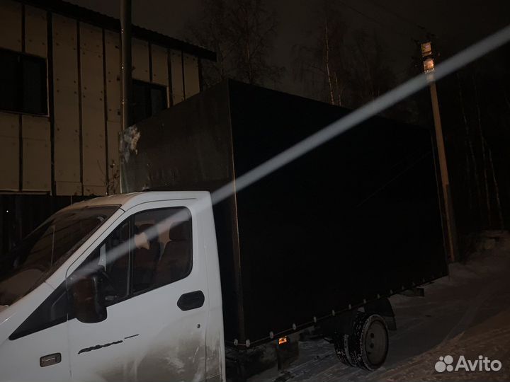 Водитель газели