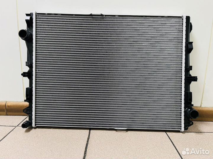 0995001803 Радиатор охлаждения Mercedes W213 W253