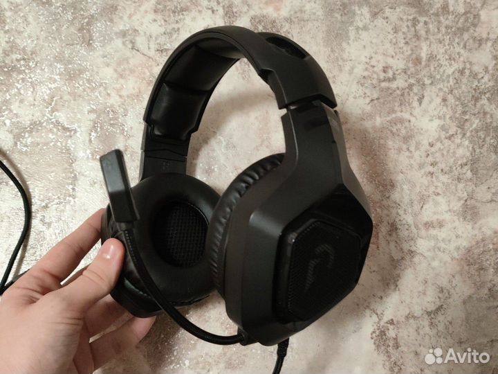 Игровые наушники