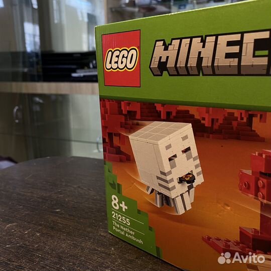 Конструктор lego Minecraft Ад 21255