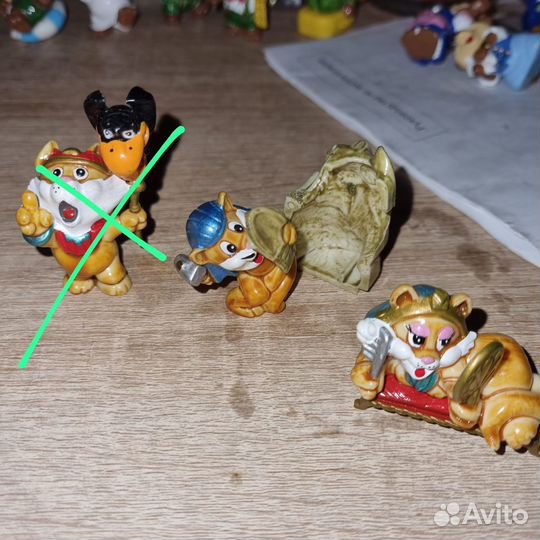 Игрушки из киндера единички