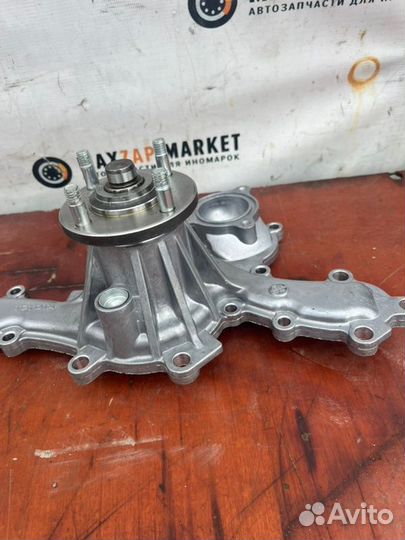 Насос водяной (помпа) Toyota Land Cruiser Prado