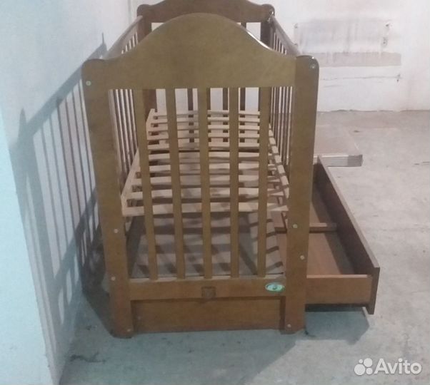 Детская кровать с матрасом бу