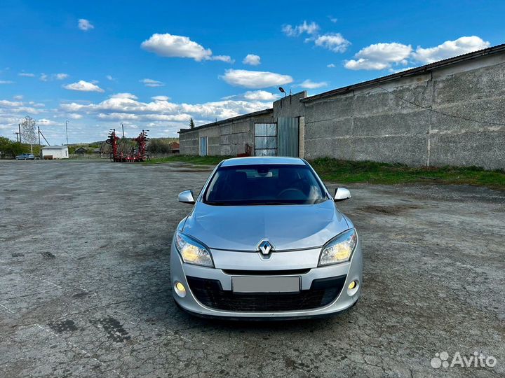 Renault Megane 1.6 AT, 2010, 150 000 км