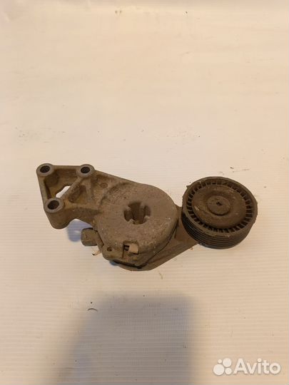 Натяжной ролик Шкода Октавия тур