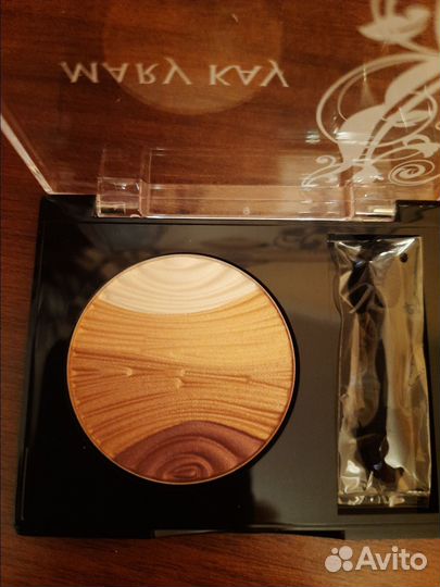 Тени для век