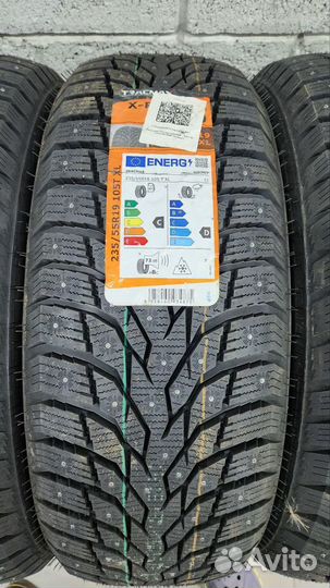 Tracmax X-Privilo S500 235/55 R19