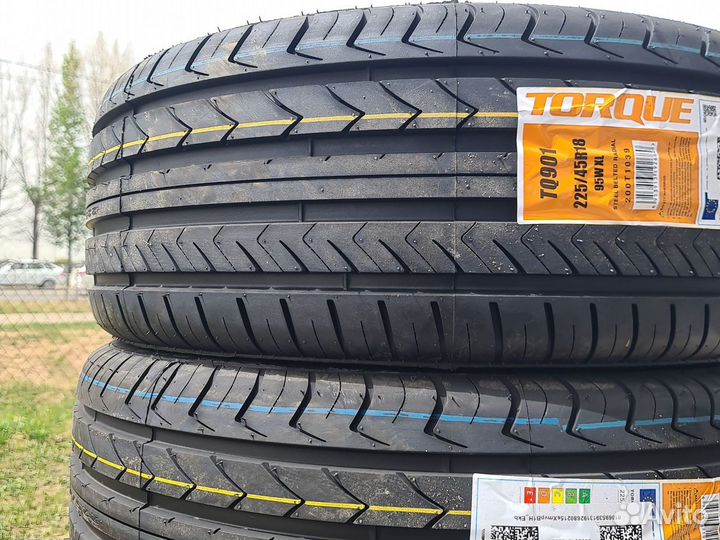 Torque TQ901 225/45 R18 95W