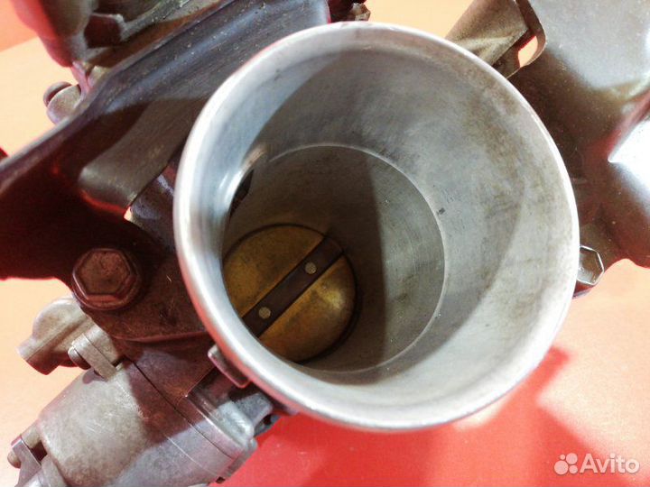 Дроссельная заслонка Toyota Crown JZS155 2JZ-GE