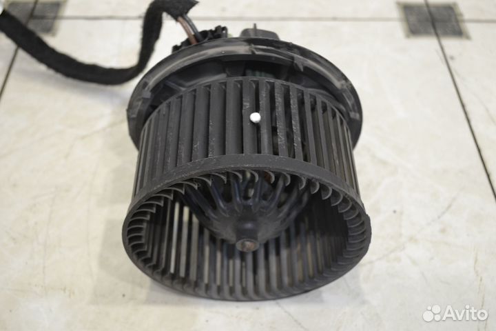 Моторчик печки Renault Duster