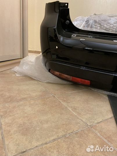 Бампер задний на Инфинити QX80