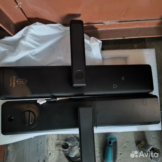 Вскрытие, ремонт и установка замков