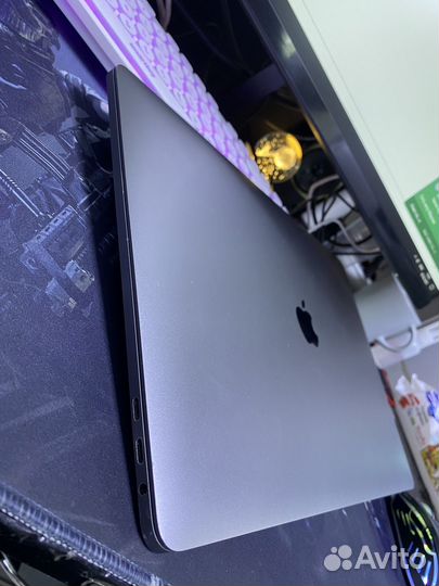 Apple macbook pro 15 2017 Tachbar 512/16