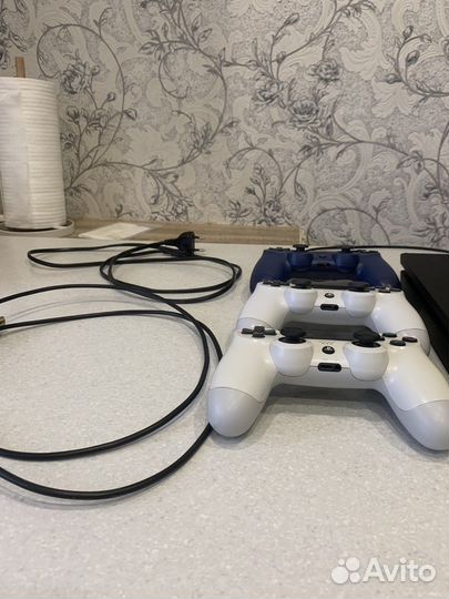 Sony ps4 slim 1tb