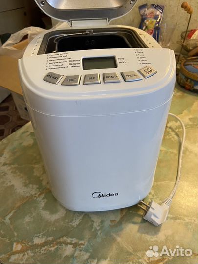 Хлебопечка Midea AHS20AC-P