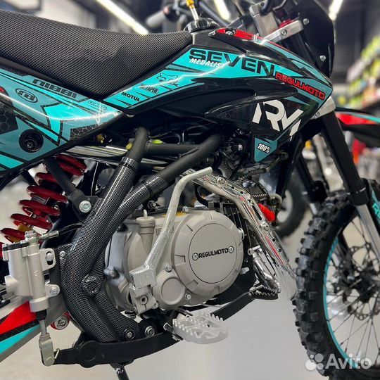 Мотоцикл питбайк Regulmoto Seven Medalist 17/14