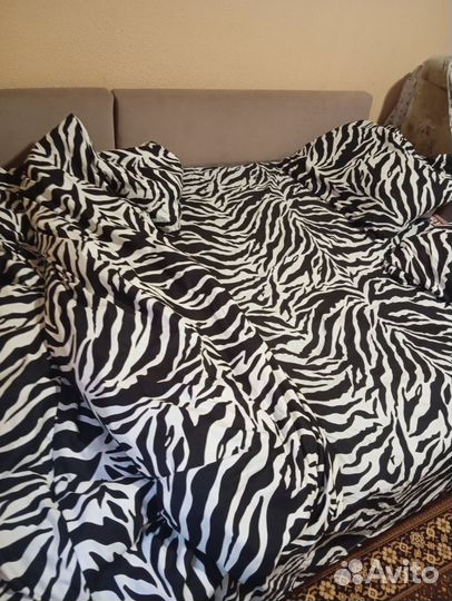 Угловой диван кровать