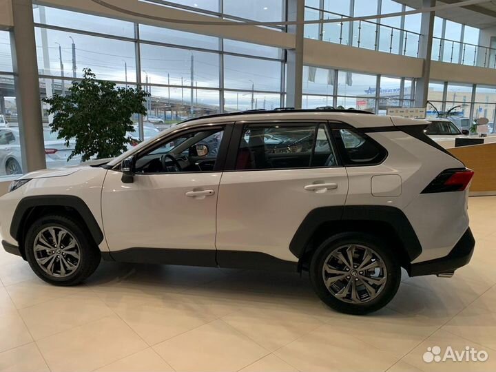 Toyota RAV4 2.0 CVT, 2024