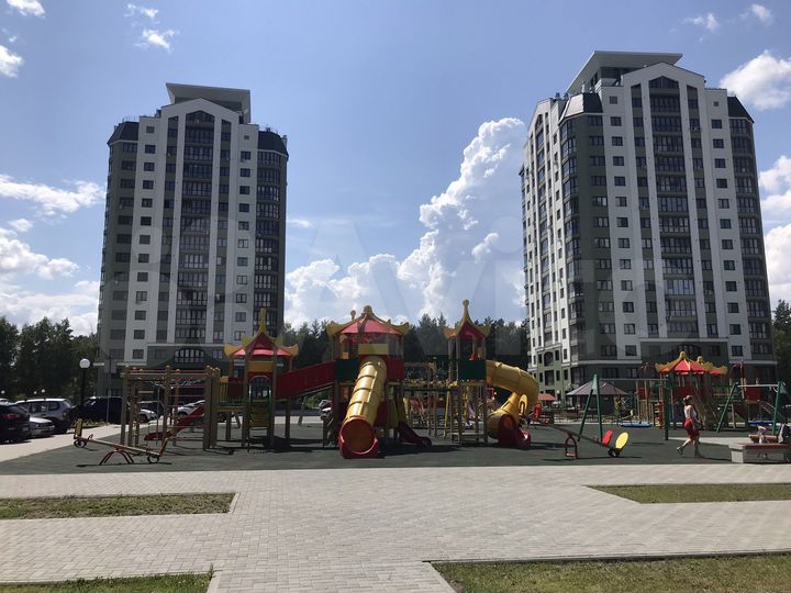 2-к. квартира, 55,4 м², 1/17 эт.