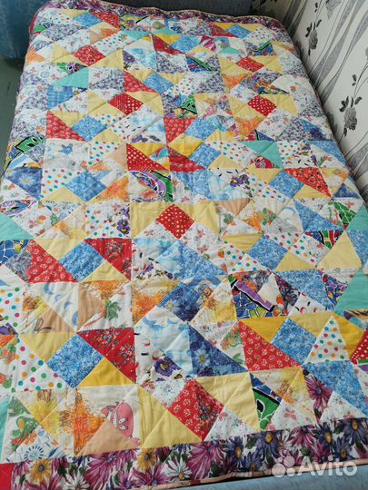 Лоскутное покрывало ручной работы