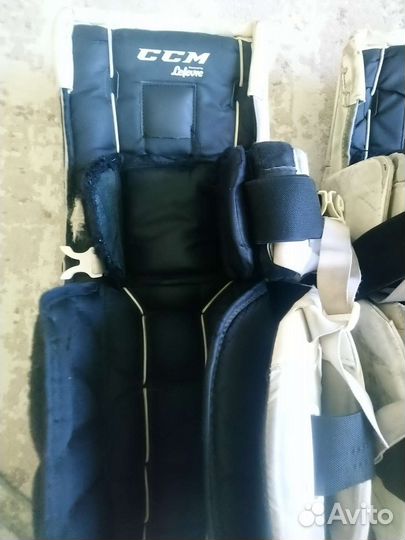 Вратарские щитки