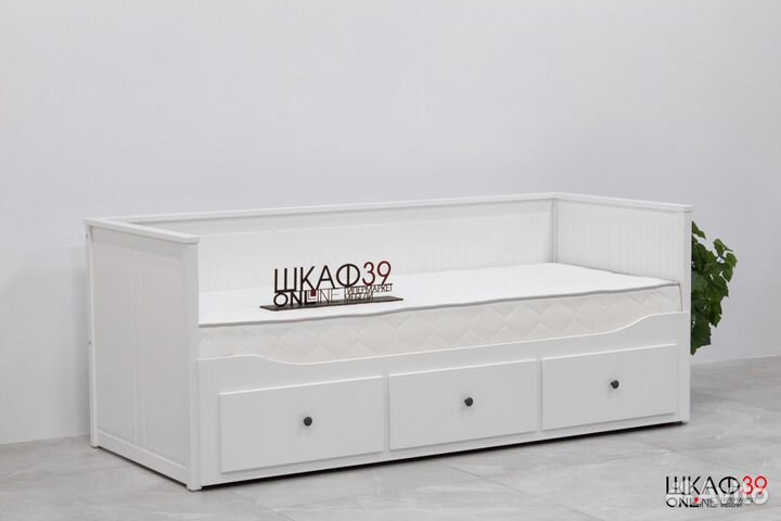 Hemnes Кровать 3 ящика 903.493.26 белый IKEA