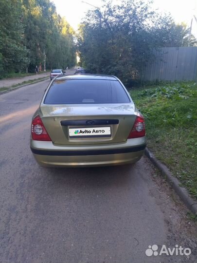 Hyundai Elantra 1.6 МТ, 2004, 289 465 км