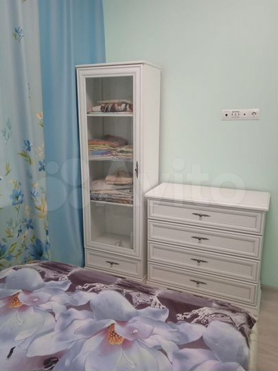 1-к. квартира, 42 м², 1/3 эт.