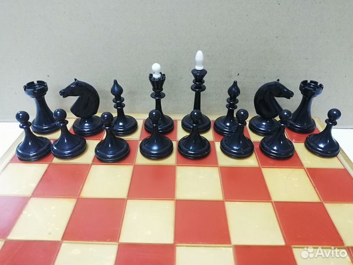 Шахматы СССР. Красивые изящные фигуры