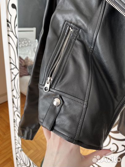 Кожаная куртка косуха bershka