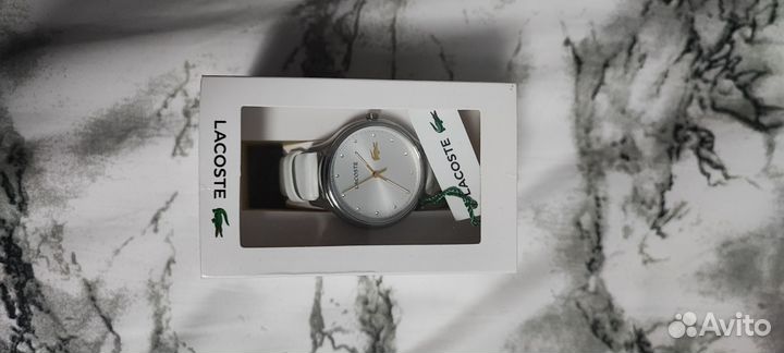 Часы женские lacoste