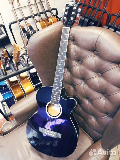 Гитара черная