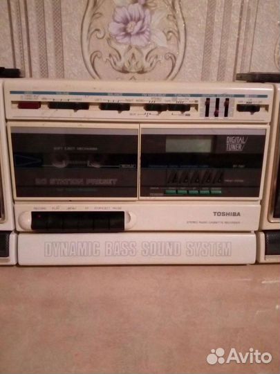 Продам кассетный магнитофон toshiba